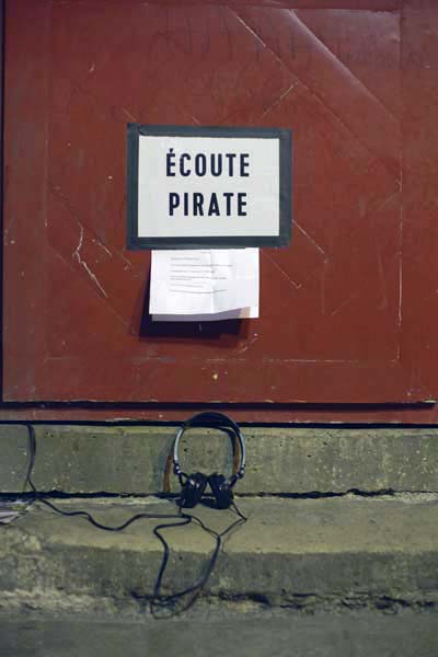 ecoute pirate sonic protest